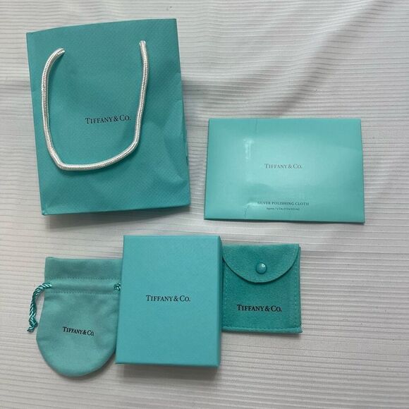 Tiffany & Co. Packaging Empty Blue Gift Box & Pouch Set - Picture 2 of 5